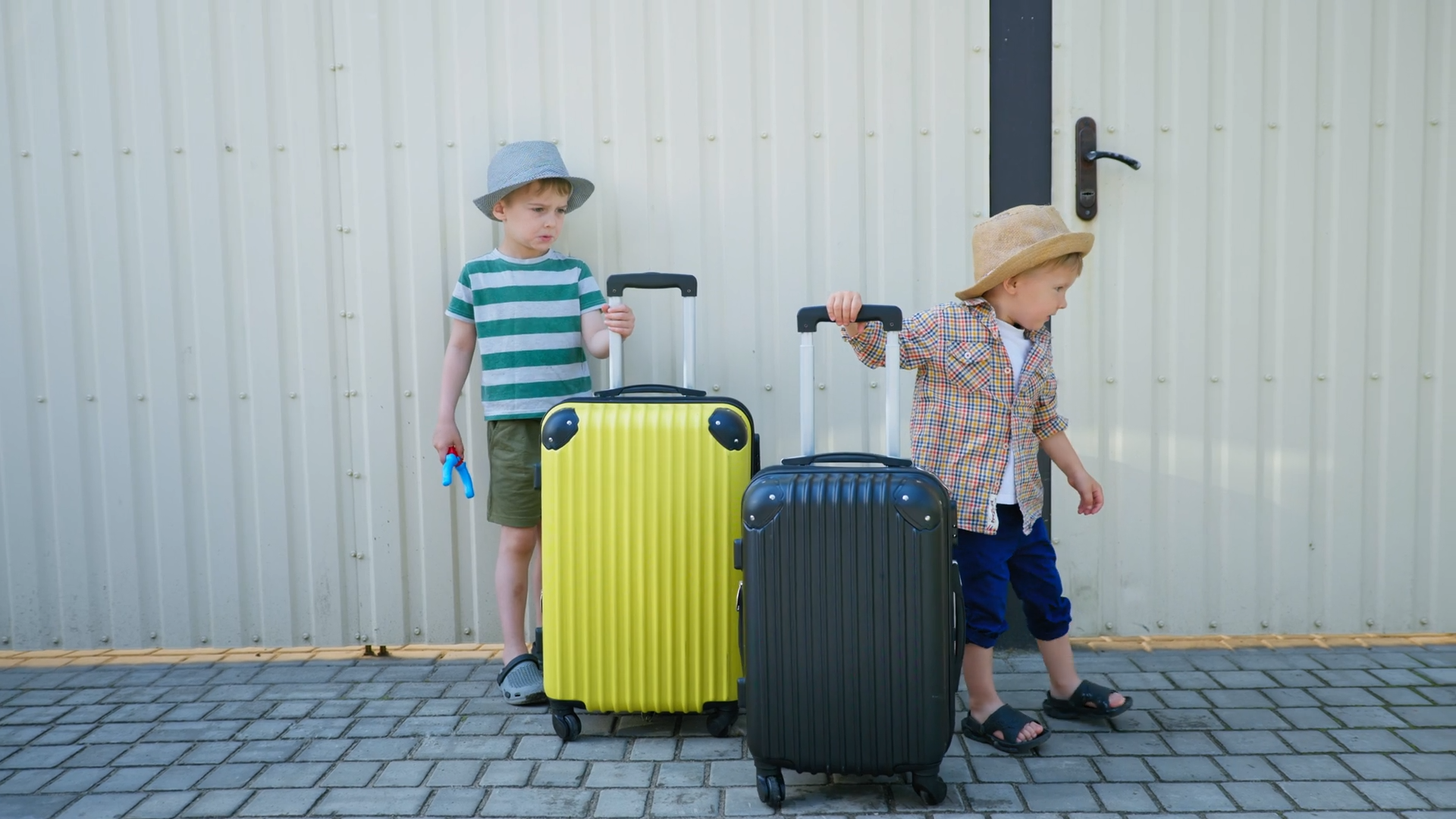 Kids Luggage For Little Explorers.